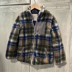GUC Mini Boden Plaid fleece coat with zip off sleeves  size 6/7
Coat to vest